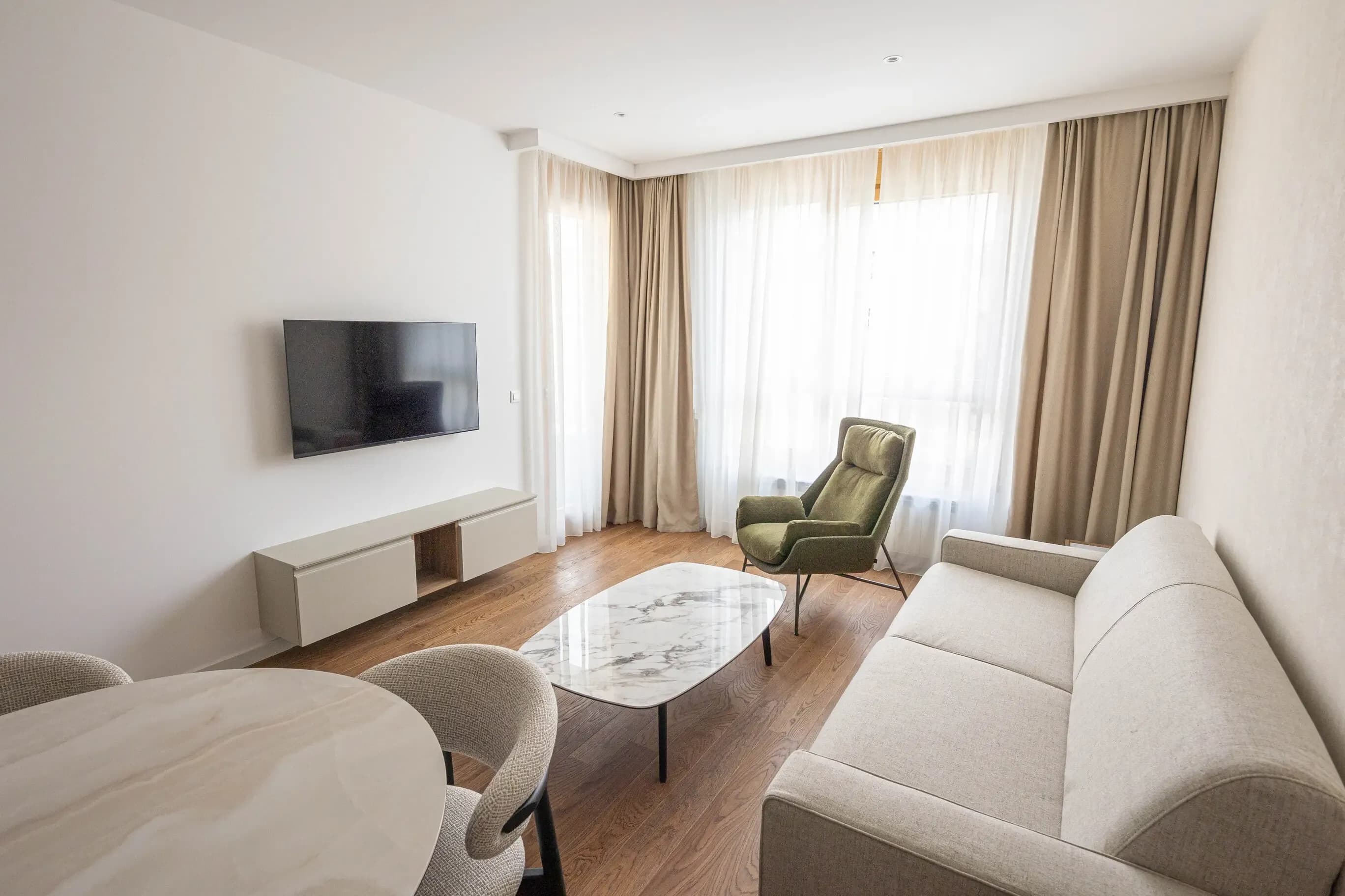 Investment AFI Home Skyline gallery image