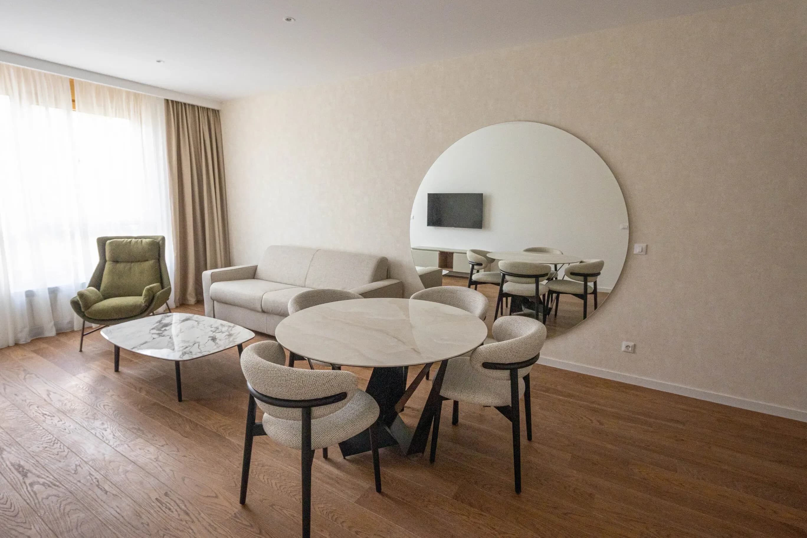 Investment AFI Home Skyline gallery image